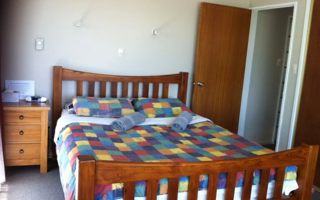 M&Y Airport Guest House