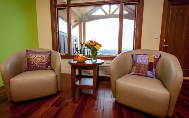 Hillcrest Farm Market B&B