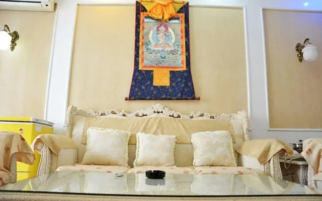Linkou Hotel