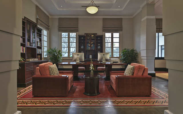 Azerai La Residence Hue