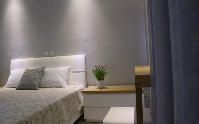 Zeus Hotel