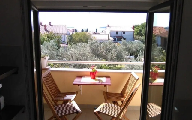Two-bedroom apartment with sea view