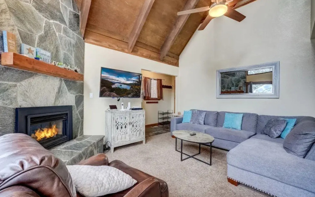 Cold Creek Chalet - Hot tub & Movie Room