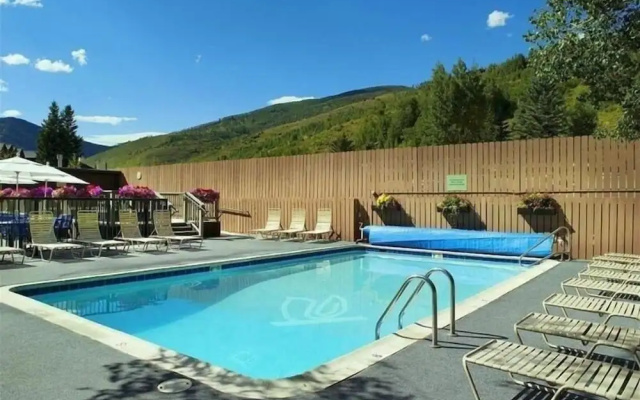 Newly Remodeled Condo Wren 201 with Creekside Views of Vail Mountain by RedAwning