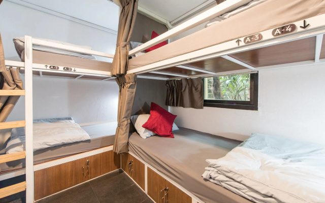 Haus Hostel