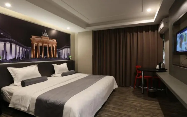 Fresh House Hotel