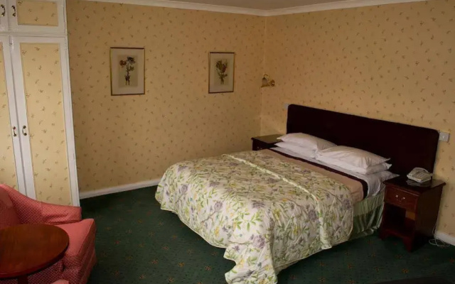 Lochalsh Hotel