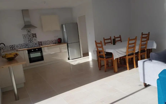 Maison Neuve Moderne