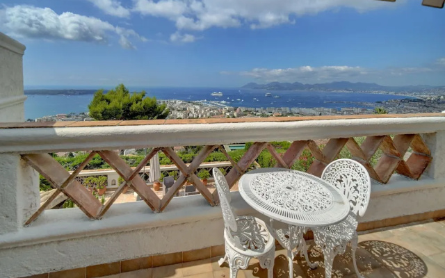 Cannes hills exclusive area fits 20