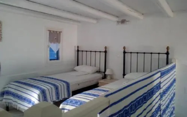 Holiday Home 2 Bedrooms 1 Bathroom - Paros
