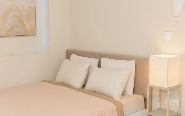 Plantaea Studio - Athens Escape