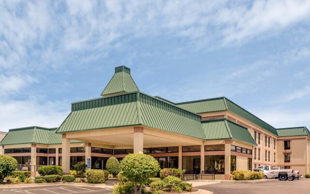 Quality Inn Suites Olde Town In Portsmouth United States Of