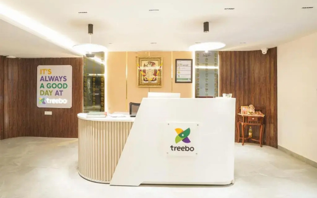 Treebo Premium Indus Crown
