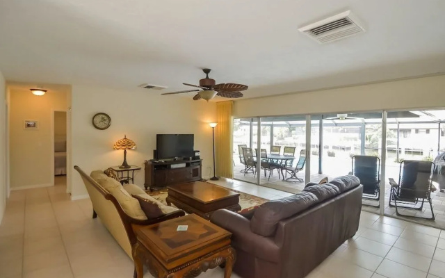 Mulberry Ct Home
