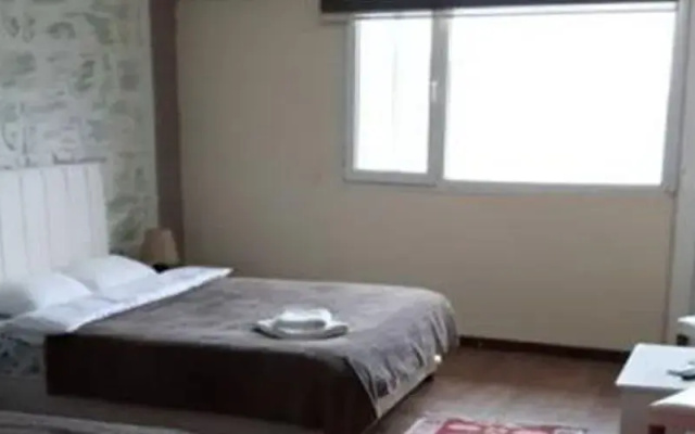 Vera Otel