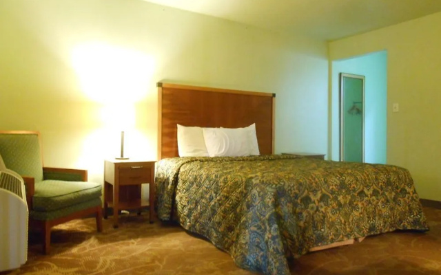 Airport Inn Downtown
