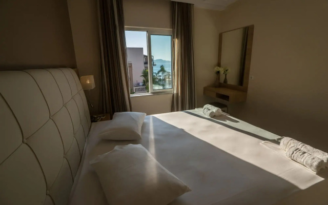 Golden Bay Suites
