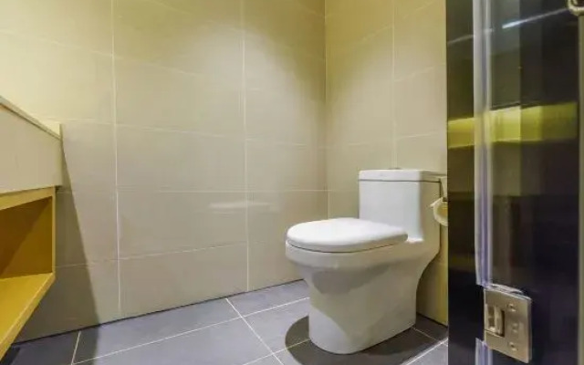 City Express Hotel (Zunyi Poly Future City)