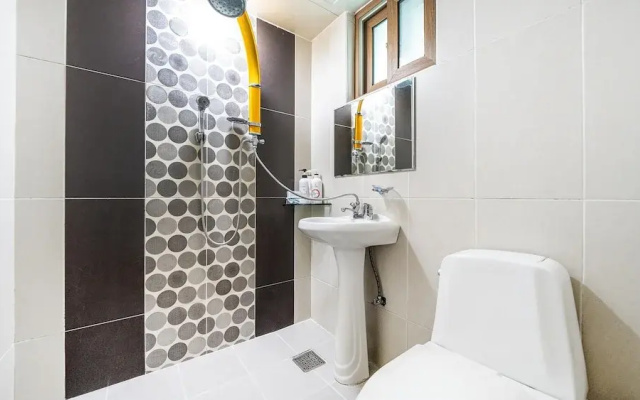 Ganghwa Nakjogaboineun spa Pension