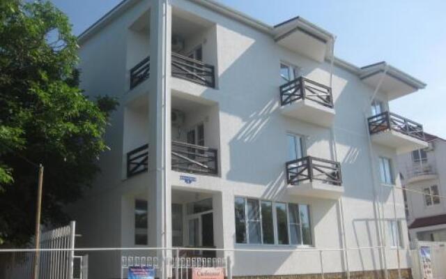 Гостиница Guest House Orekhovaya Roscha в Анапе отзывы, цены и фото номеров - забронировать гостиницу Guest House Orekhovaya Roscha онлайн Анапа вид на фасад
