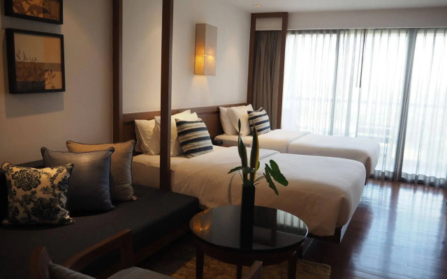 Woodlands Suites Serviced Residences
