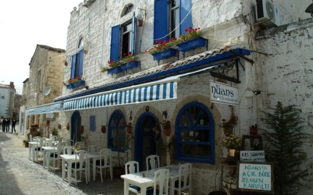 Nuans Hotel
