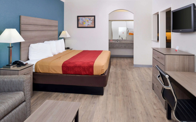 Econo Lodge Inn & Suites Port Arthur near Sabine Pass