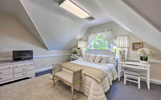8 Mi to Hersheypark: Luxe Manor in Annville