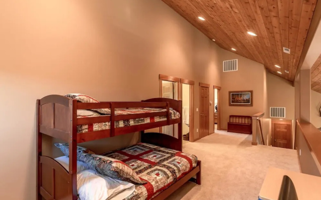 Tiger Lilly Lodge