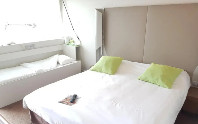 Pink Rainbow Hotel (TEST HOTEL)
