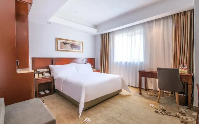 Vienna Hotel (Zhongshan Sanjiao)