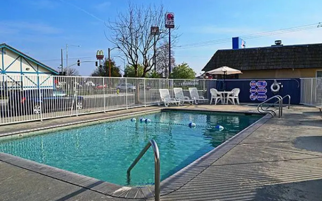 Quality Inn Kingsburg