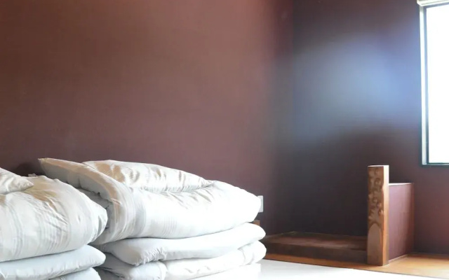 Guesthouse NEST - Hostel