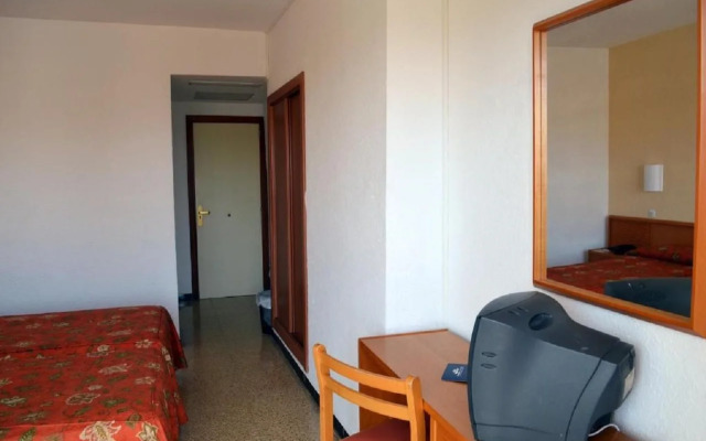 Отель Alua Linda Mallorca