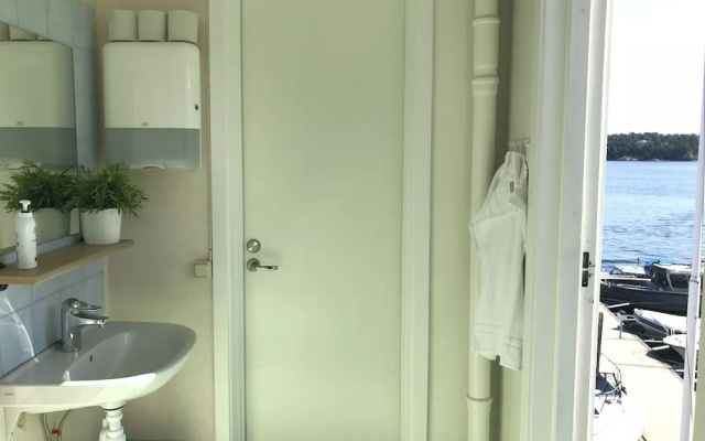 Hostel Lotsen