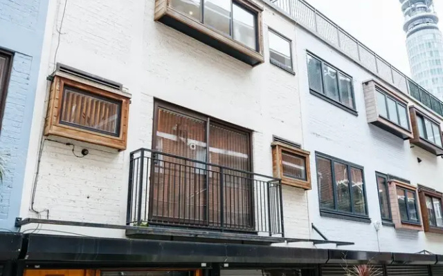 Immaculate 3-bed House in Central London