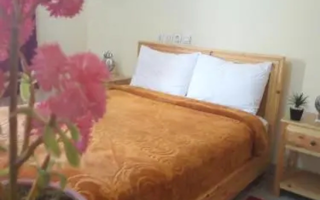 Hotel Maghni