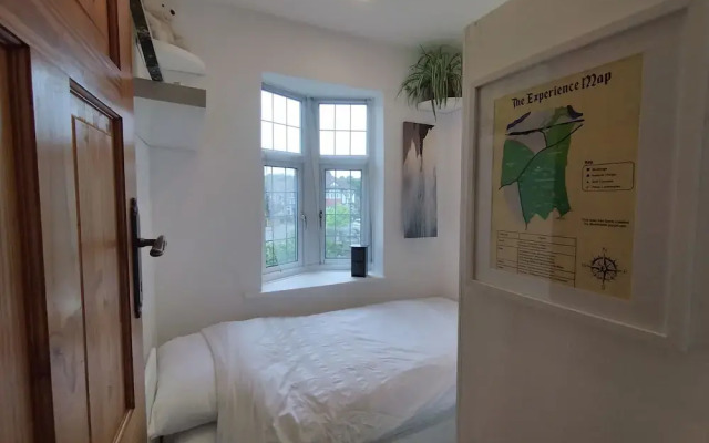 Vc - Cottage In The City