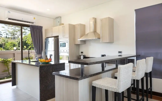 Stylish 3BR Pool Access Villa Argent 9