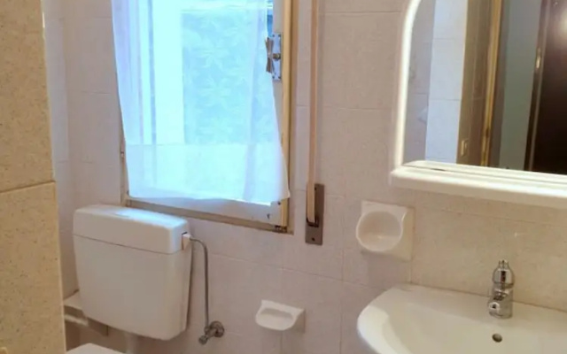 Comfy Flat 80m From the Beach - Beahost