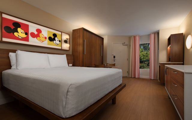 Disney's Pop Century Resort