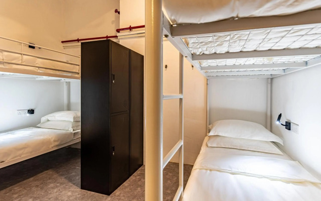 RedDoorz Hostel Near Chinatown Mrt