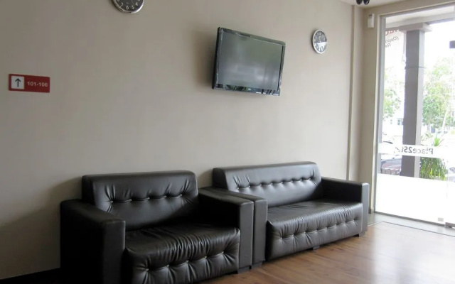 Place2Stay Hotel