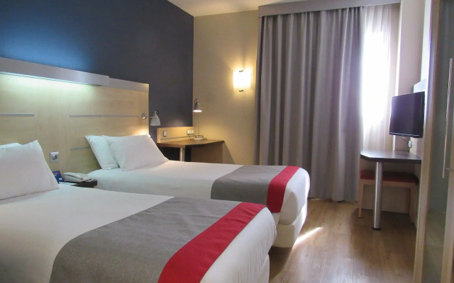 Holiday Inn Express Valencia - Bonaire by IHG