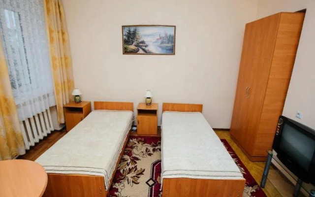 Hotel Uyut