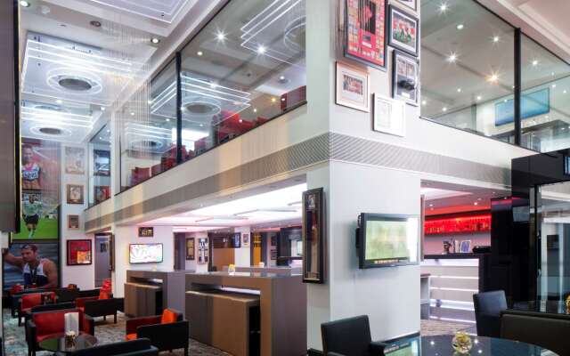 Leonardo Royal Hotel London St Paul’s вид на фасад