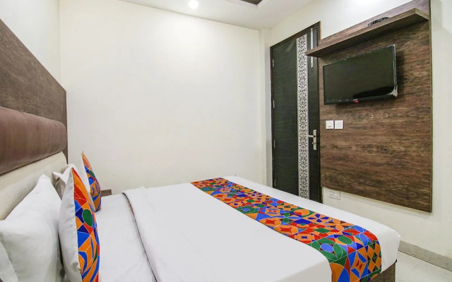 Fabhotel La Vista