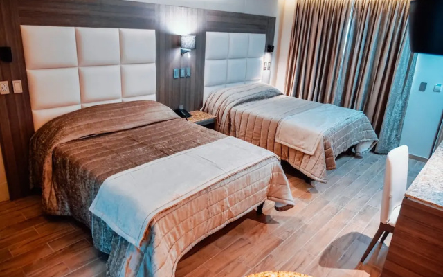 Kavia Meoqui Hotel & Suites
