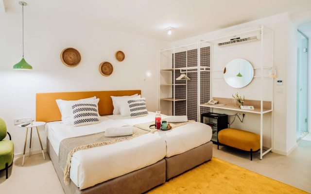 ibis Styles Golden Sands Roomer Hotel