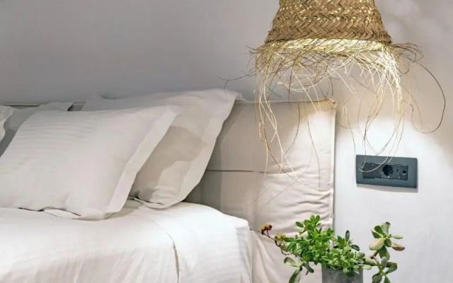 Lemon Suites Santorini